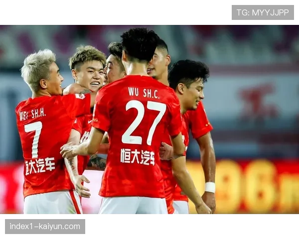 贺希宁场均19.1分扛起深圳队 本土球员作用日益凸显